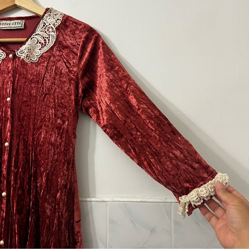 Vintage XS Red Crushed Velvet Midi Dress Victorian Whimsigoth Fairy Grunge 70s - Picture 4 of 11
